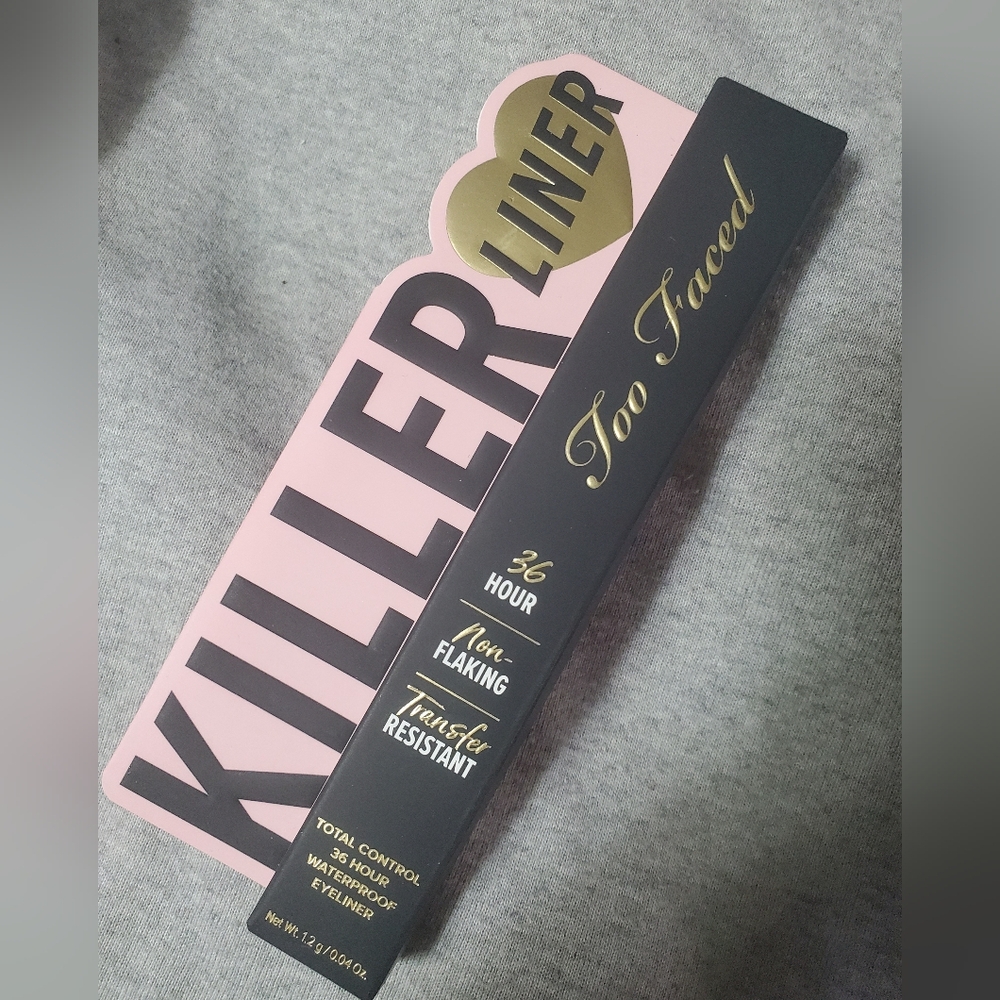 36 Hours Waterproof Eyeliner